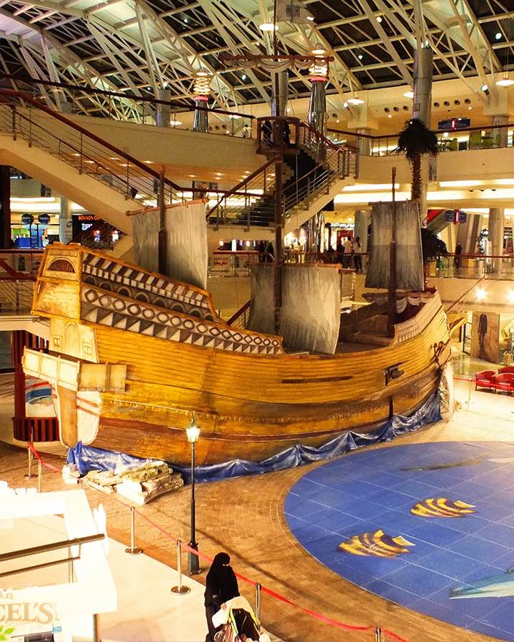 Guinness World Record: Largest Indoor Ship Model